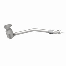 Load image into Gallery viewer, MagnaFlow Exhaust Products 5461228 California CARB Direct-Fit Catalytic Converter for Select Chevrolet Malibu, Pontiac G6