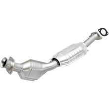 Load image into Gallery viewer, MagnaFlow Exhaust Products 23328 HM Grade Direct-Fit Catalytic Converter for Select Ford Crown Victoria, Lincoln Town Car, Mercury Grand Marquis