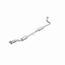 Load image into Gallery viewer, MagnaFlow Exhaust Products 280376 OEM Grade Direct-Fit Catalytic Converter for Select Nissan Kicks, Nissan Versa