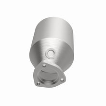 Load image into Gallery viewer, MagnaFlow Exhaust Products 3391449 California CARB Direct-Fit Catalytic Converter for Select Volkswagen Transporter
