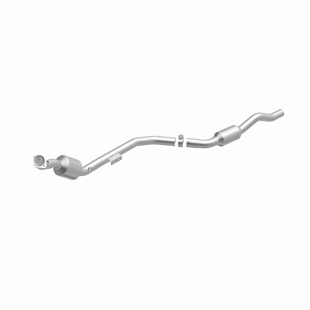 MagnaFlow Exhaust Products 51645 OEM Grade Direct-Fit Catalytic Converter for Select Mercedes-Benz E350