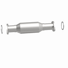 Load image into Gallery viewer, MagnaFlow Exhaust Products 4481609 California CARB Direct-Fit Catalytic Converter for Select Toyota Tacoma