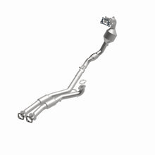 Load image into Gallery viewer, MagnaFlow Exhaust Products 52647 OEM Grade Manifold Catalytic Converter for Select Cadillac SRX