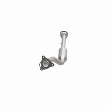 Load image into Gallery viewer, MagnaFlow Exhaust Products 51340 OEM Grade Direct-Fit Catalytic Converter for Select Saturn L100, Saturn L200, Saturn L300, Saturn LW200