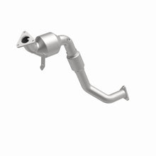 Load image into Gallery viewer, MagnaFlow Exhaust Products 51947 OEM Grade Direct-Fit Catalytic Converter for Select Audi Q7, Volkswagen Touareg