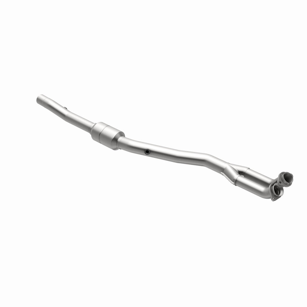 MagnaFlow Exhaust Products 24130 HM Grade Direct-Fit Catalytic Converter for Select BMW 840Ci