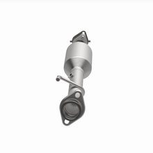 Load image into Gallery viewer, MagnaFlow Exhaust Products 6571690 California CARB Direct-Fit Catalytic Converter for Select Nissan NV200