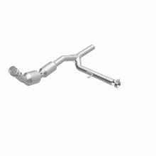 Load image into Gallery viewer, MagnaFlow Exhaust Products 5582706 California CARB Direct-Fit Catalytic Converter for Select Ford F-150