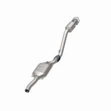 Load image into Gallery viewer, MagnaFlow Exhaust Products 51589 OEM Grade Direct-Fit Catalytic Converter for Select Audi A6, Audi A6 Quattro, Volkswagen Passat