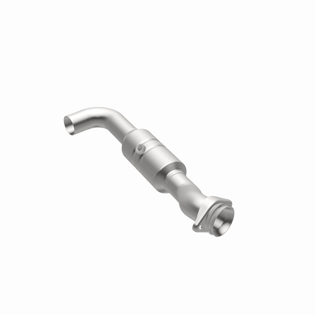 MagnaFlow Exhaust Products 52428 OEM Grade Direct-Fit Catalytic Converter for Select Ford Expedition, Ford F-150, Lincoln Navigator