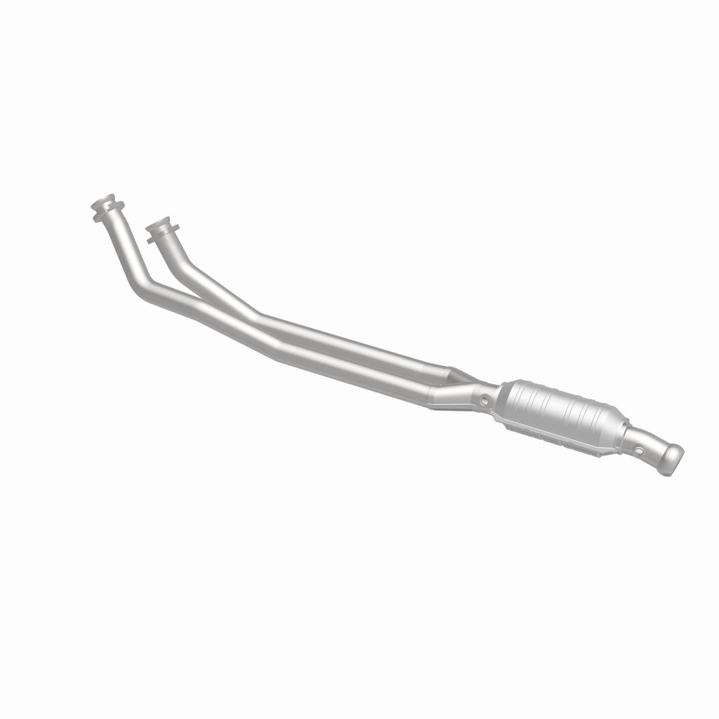 MagnaFlow Exhaust Products 23954 HM Grade Direct-Fit Catalytic Converter for Select Volvo 960, Volvo S90, Volvo V90