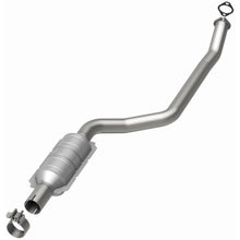 Load image into Gallery viewer, MagnaFlow Exhaust Products 51375 OEM Grade Direct-Fit Catalytic Converter for Select BMW 525i, BMW 525xi, BMW 528i, BMW 528i xDrive, BMW 528xi, BMW 530i, BMW 530xi