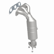 Load image into Gallery viewer, MagnaFlow Exhaust Products 50912 HM Grade Manifold Catalytic Converter for Select Suzuki Verona