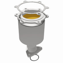 Load image into Gallery viewer, MagnaFlow Exhaust Products 447194 California CARB Direct-Fit Catalytic Converter for Select INFINITI QX4, Nissan Pathfinder