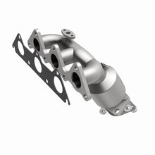 Load image into Gallery viewer, MagnaFlow Exhaust Products 50888 HM Grade Manifold Catalytic Converter for Select Chrysler Sebring, Dodge Avenger
