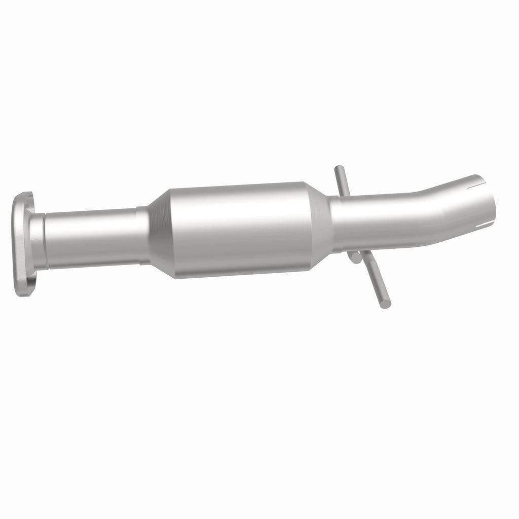 MagnaFlow Exhaust Products 52536 OEM Grade Direct-Fit Catalytic Converter for Select Toyota Highlander