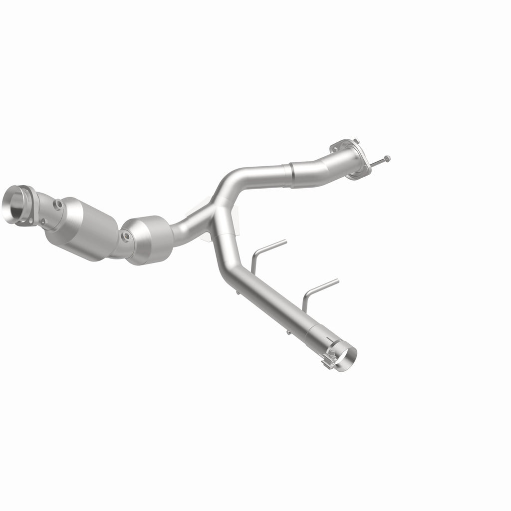 MagnaFlow Exhaust Products 280266 OEM Grade Direct-Fit Catalytic Converter for Select Ford F-150