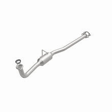 Load image into Gallery viewer, MagnaFlow Exhaust Products 93135 Standard Grade Direct-Fit Catalytic Converter for Select Chevrolet Sprint, Geo Metro