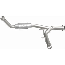 Load image into Gallery viewer, MagnaFlow Exhaust Products 93125 HM Grade Direct-Fit Catalytic Converter for Select Ford Expedition