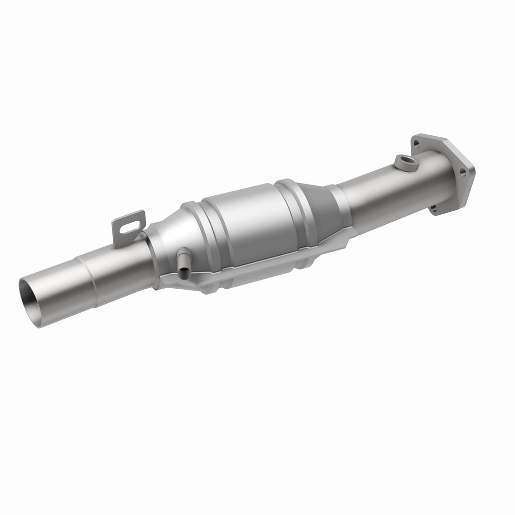 MagnaFlow Exhaust Products 23713 Standard Grade Direct-Fit Catalytic Converter for Select Volkswagen Golf, Volkswagen Jetta