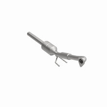 Load image into Gallery viewer, MagnaFlow Exhaust Products 52426 OEM Grade Direct-Fit Catalytic Converter for Select Volkswagen Beetle, Volkswagen Golf, Volkswagen Jetta