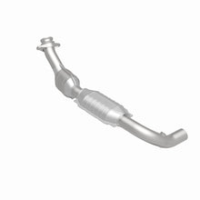 Load image into Gallery viewer, MagnaFlow Exhaust Products 49429 OEM Grade Direct-Fit Catalytic Converter for Select Ford E-150, Ford E-150 Club Wagon, Ford E-150 Econoline, Ford E-150 Econoline Club Wagon, Ford E-250, Ford E-250 Econoline