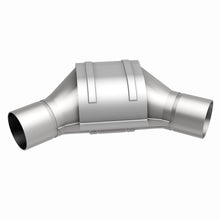 Load image into Gallery viewer, MagnaFlow Exhaust Products 51184 OEM Grade Universal Catalytic Converter for Select Lincoln Continental, Saab 9-2X, Subaru Baja, Subaru Forester, Subaru Impreza, Subaru Legacy, Subaru Outback