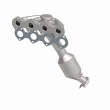 Load image into Gallery viewer, MagnaFlow Exhaust Products 452344 California CARB Manifold Catalytic Converter for Select Mercedes-Benz C230