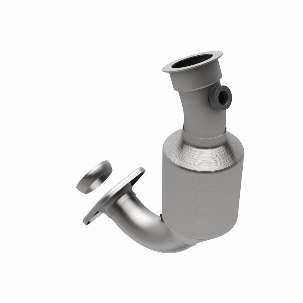 MagnaFlow Exhaust Products 49745 OEM Grade Direct-Fit Catalytic Converter for Select Jeep Liberty