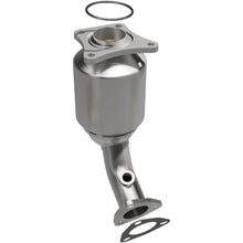 Load image into Gallery viewer, MagnaFlow Exhaust Products 5582322 California CARB Direct-Fit Catalytic Converter for Select Nissan Quest