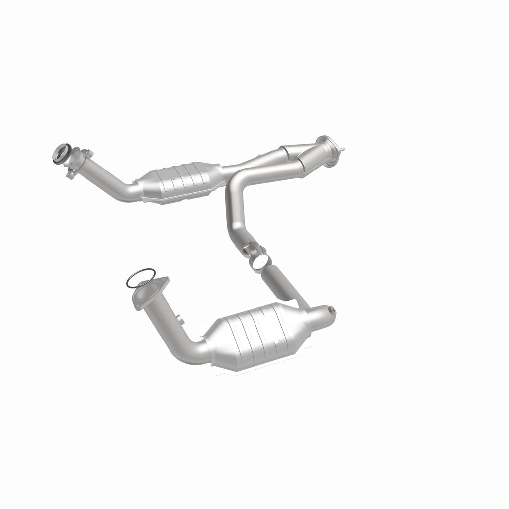 MagnaFlow Exhaust Products 51097 OEM Grade Direct-Fit Catalytic Converter for Select Cadillac Escalade, Chevrolet Avalanche 1500, Chevrolet Silverado 1500, Chevrolet Silverado Classic, Chevrolet Silverado 2500, Chevrolet Suburban 1500, Chevrolet Tahoe,