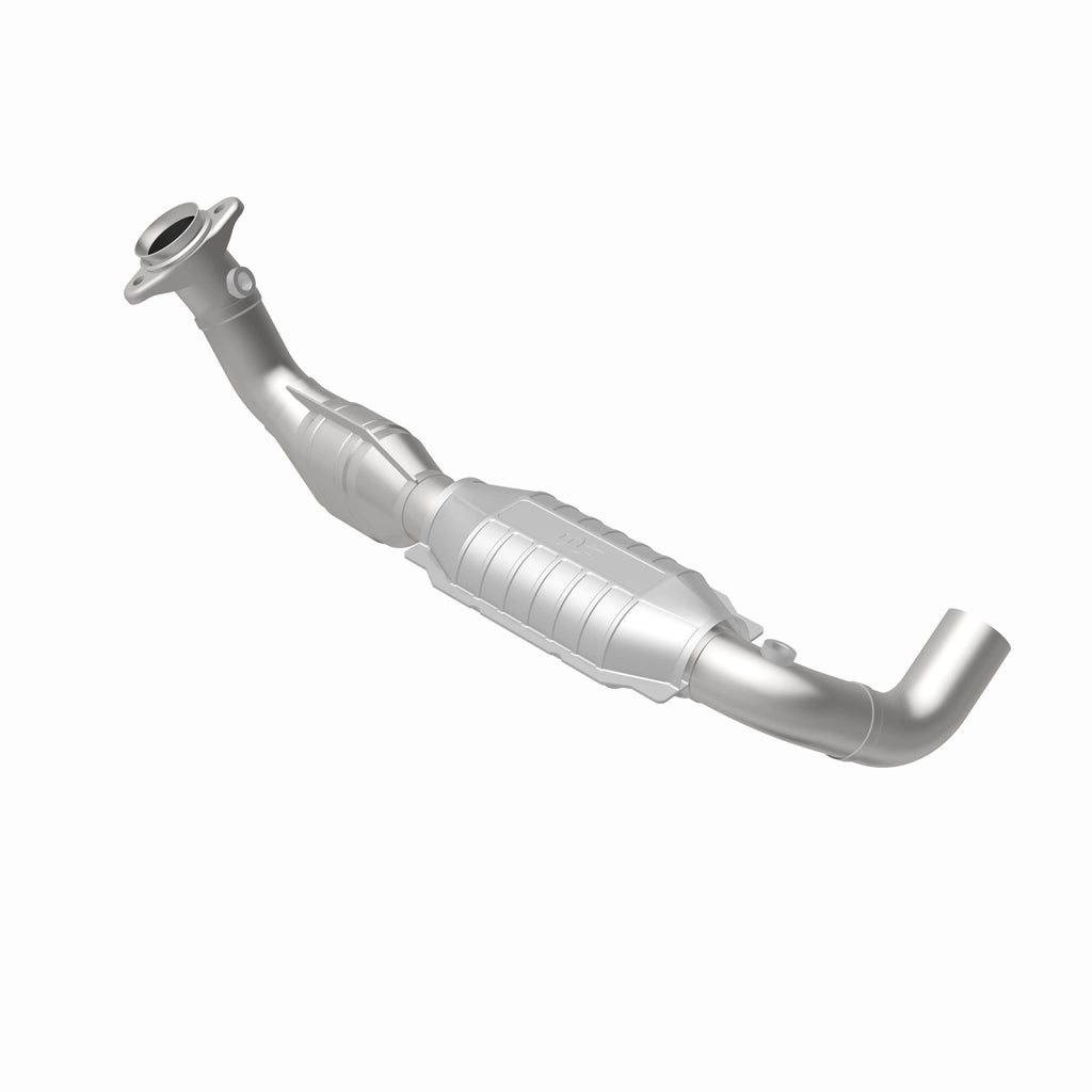 MagnaFlow Exhaust Products 51324 OEM Grade Direct-Fit Catalytic Converter for Select Ford F-150, Ford F-150 Heritage
