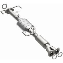 Load image into Gallery viewer, MagnaFlow Exhaust Products 447186 California CARB Direct-Fit Catalytic Converter for Select Toyota Previa