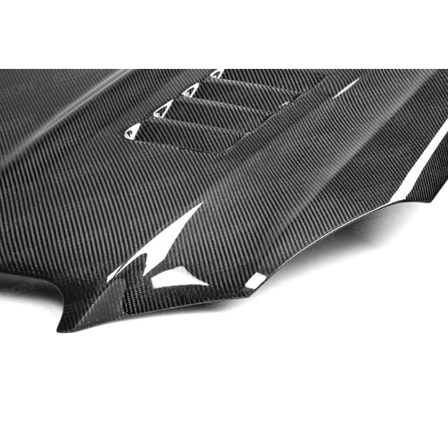 10-13-Mercedes-Benz-E-Class-Ct-Style-Carbon-Fiber-Hood
