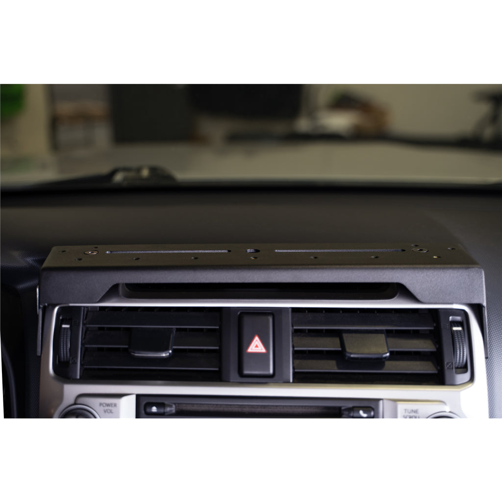 10-23-Toyota-4Runner-Digital-Device-Dash-Mount