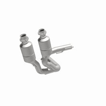 Load image into Gallery viewer, MagnaFlow Exhaust Products 458053 California CARB Direct-Fit Catalytic Converter for Select Jeep Grand Cherokee