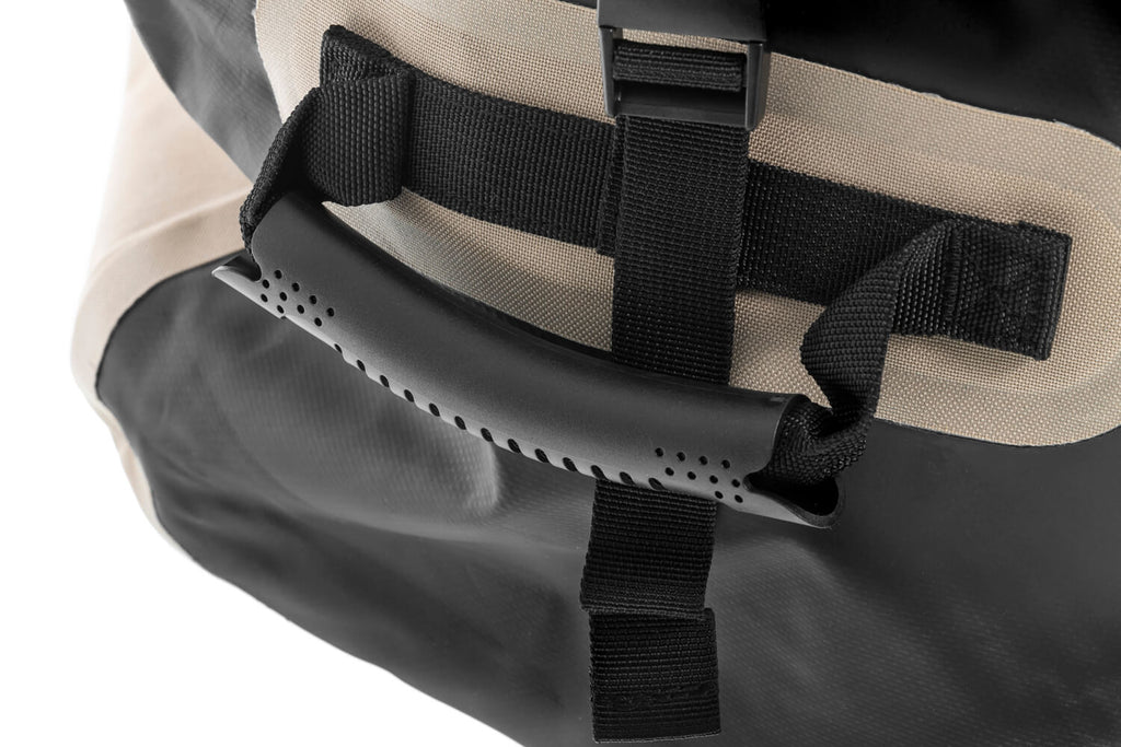 ARB 10100330 Medium Stormproof Bag