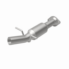 Load image into Gallery viewer, MagnaFlow Exhaust Products 52537 OEM Grade Direct-Fit Catalytic Converter for Select Toyota Highlander
