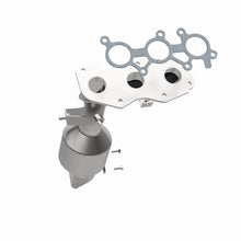 Load image into Gallery viewer, MagnaFlow Exhaust Products 52018 OEM Grade Manifold Catalytic Converter for Select Lexus RX450h, Toyota Highlander