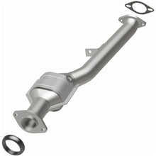 Load image into Gallery viewer, MagnaFlow Exhaust Products 23147 HM Grade Direct-Fit Catalytic Converter for Select Subaru Impreza