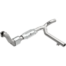Load image into Gallery viewer, MagnaFlow Exhaust Products 51116 OEM Grade Direct-Fit Catalytic Converter for Select Ford Expedition