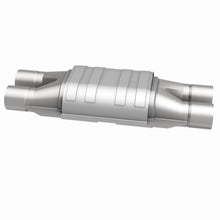 Load image into Gallery viewer, MagnaFlow Exhaust Products 3322008 California CARB Universal Catalytic Converter for Select Alfa Romeo 164, BMW 325i, BMW 325is, BMW 525i, BMW 528e, BMW 535i, BMW 635CSi, BMW 735i, BMW 735iL, Mercedes-Benz 190E, Mercedes-Benz 500SL, Mercedes-Benz E320,