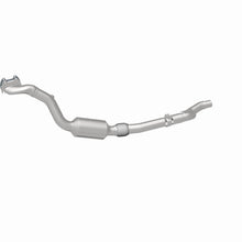 Load image into Gallery viewer, MagnaFlow Exhaust Products 6561139 California CARB Direct-Fit Catalytic Converter for Select Chrysler 300, Dodge Challenger, Dodge Charger