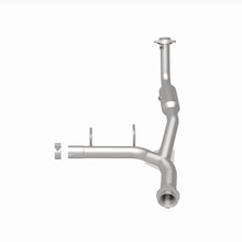 Load image into Gallery viewer, MagnaFlow Exhaust Products 4651411 California CARB Direct-Fit Catalytic Converter for Select Ford Expedition