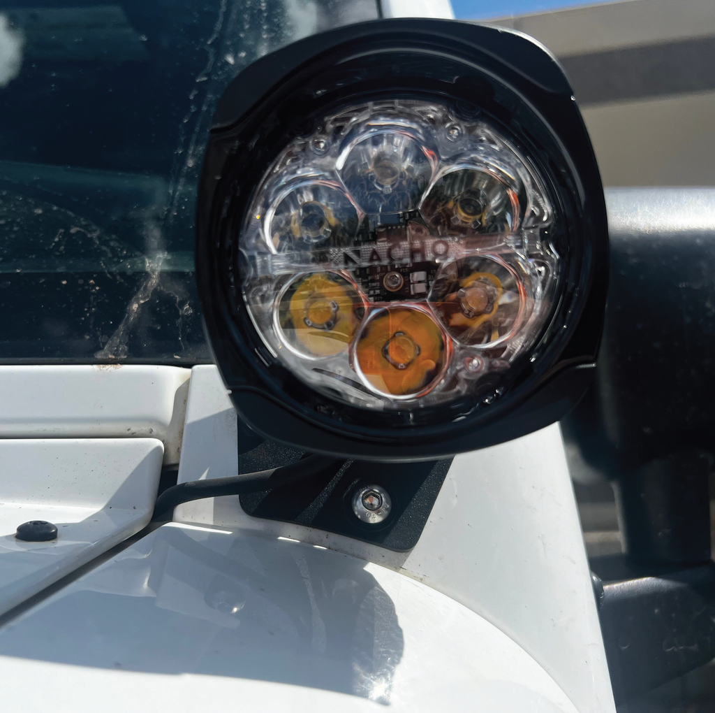 Nacho-Jeep-Jk-A-Pillar--Ditch-Mount-For-Quatro