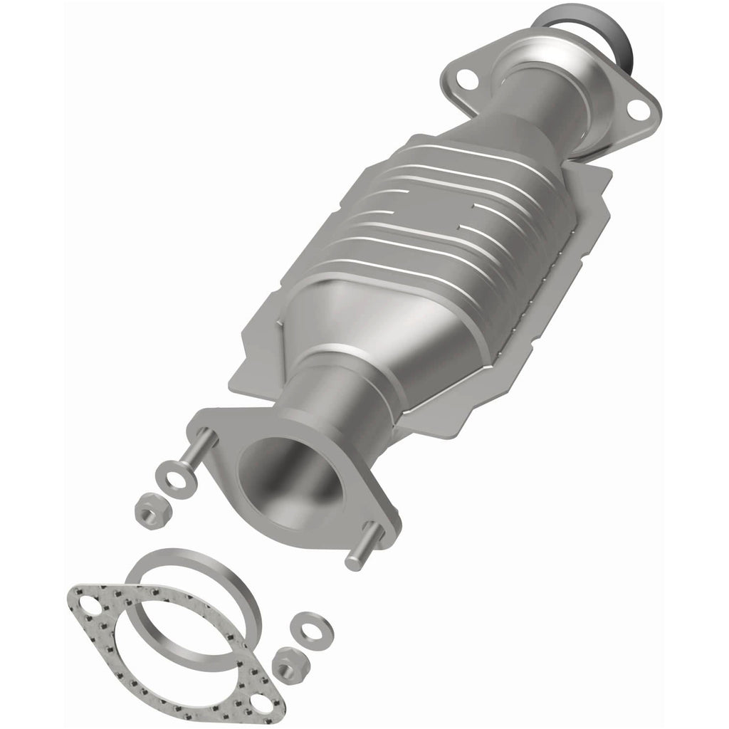 MagnaFlow Exhaust Products 52174 OEM Grade Direct-Fit Catalytic Converter for Select Mitsubishi Montero