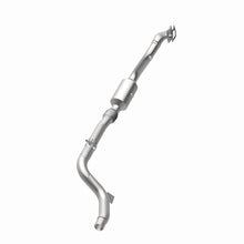 Load image into Gallery viewer, MagnaFlow Exhaust Products 6561139 California CARB Direct-Fit Catalytic Converter for Select Chrysler 300, Dodge Challenger, Dodge Charger