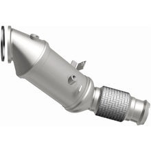 Load image into Gallery viewer, MagnaFlow Exhaust Products 280543 OEM Grade Direct-Fit Catalytic Converter for Select BMW 230i, BMW 230i xDrive, BMW 330i, BMW 330i GT xDrive, BMW 330i xDrive, BMW 430i, BMW 430i Gran Coupe, BMW 430i xDrive, BMW 430i xDrive Gran Coupe, BMW 530e, BMW 530e