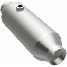 Load image into Gallery viewer, MagnaFlow Exhaust Products 4451355 California CARB Universal Catalytic Converter for Select Chrysler Town &amp; Country, Chrysler Voyager, Dodge Caravan, Dodge Grand Caravan, Honda Passport, Isuzu Rodeo