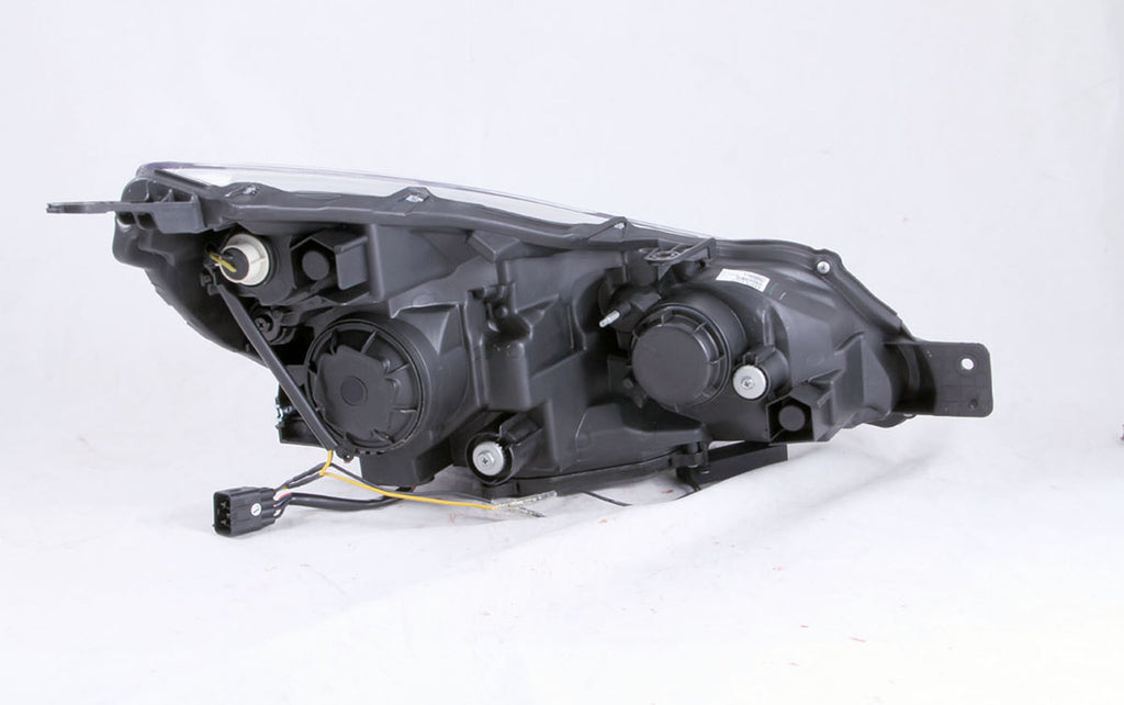 ANZO USA 111285 Projector Headlight Set for Select Subaru Legacy, Subaru Outback